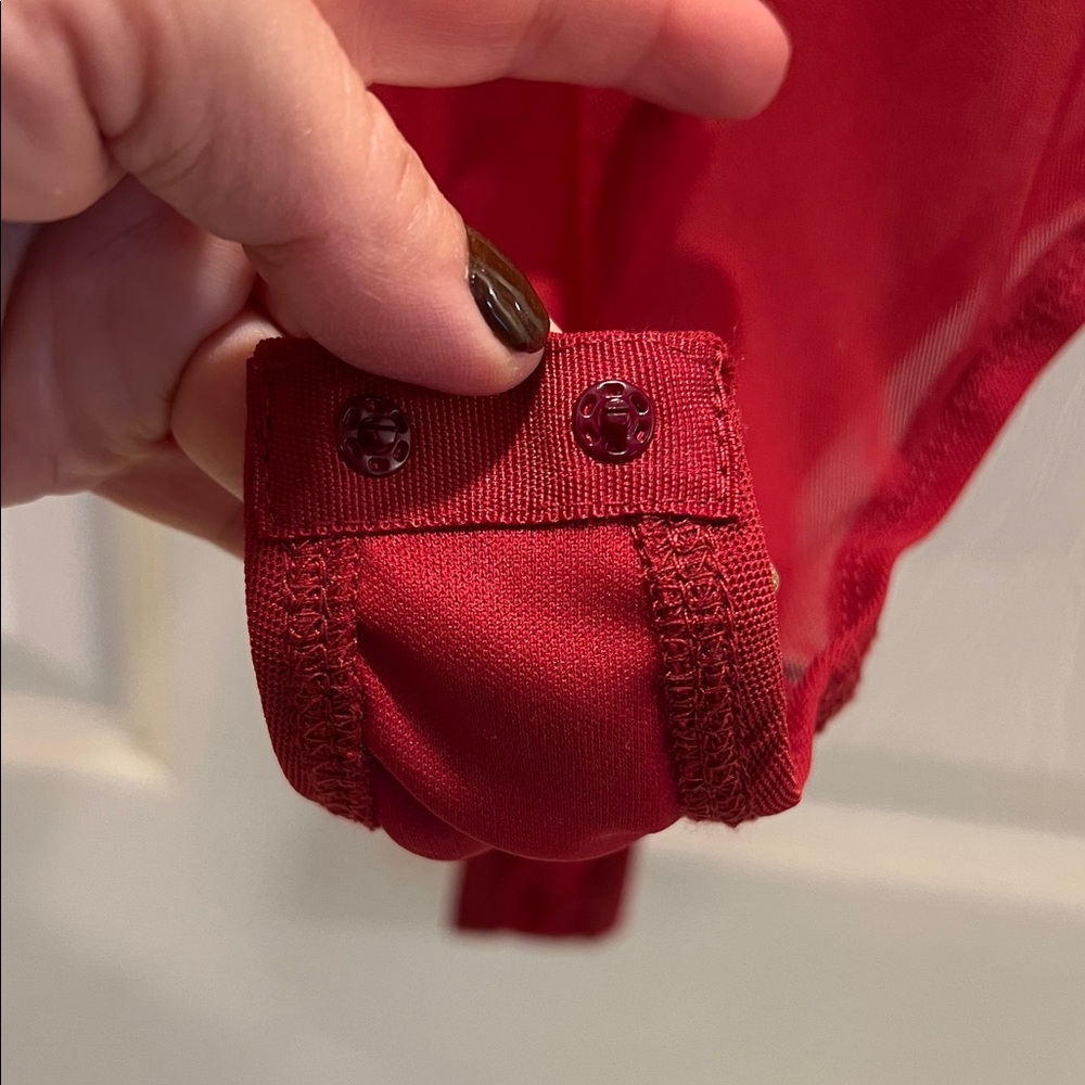 NWT Lulu's Deep Red Lace Bodysuit - Picture 5 of 10